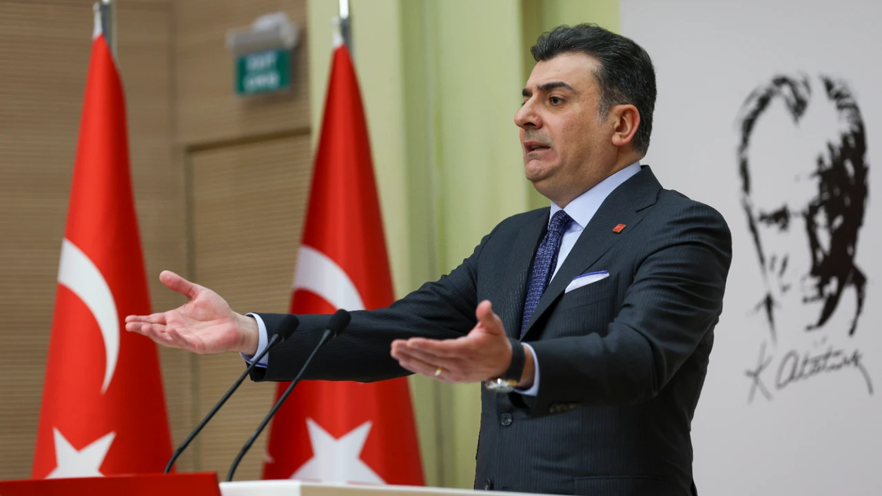 CHP’li Zeynel Emre: Savaş Fiilen Sınırımızda