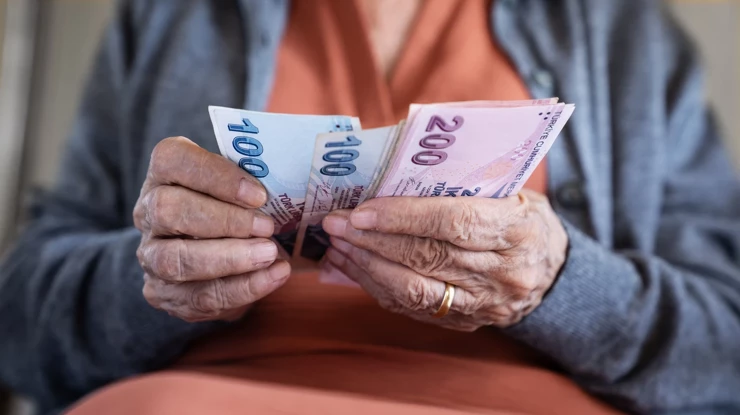Binlerce Emeklilik İptal Edildi