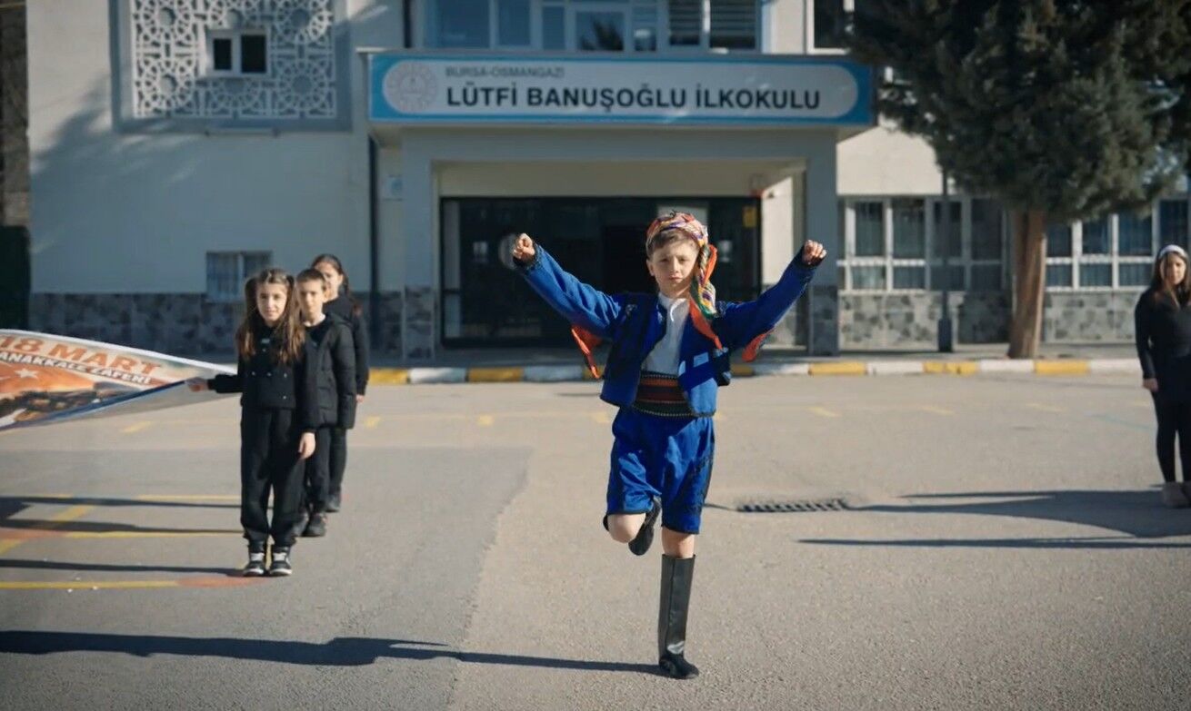 I L K O K U L O G R E N C I L E R I C A N A K K A L E S E H I T L E R I N 1219319 362572