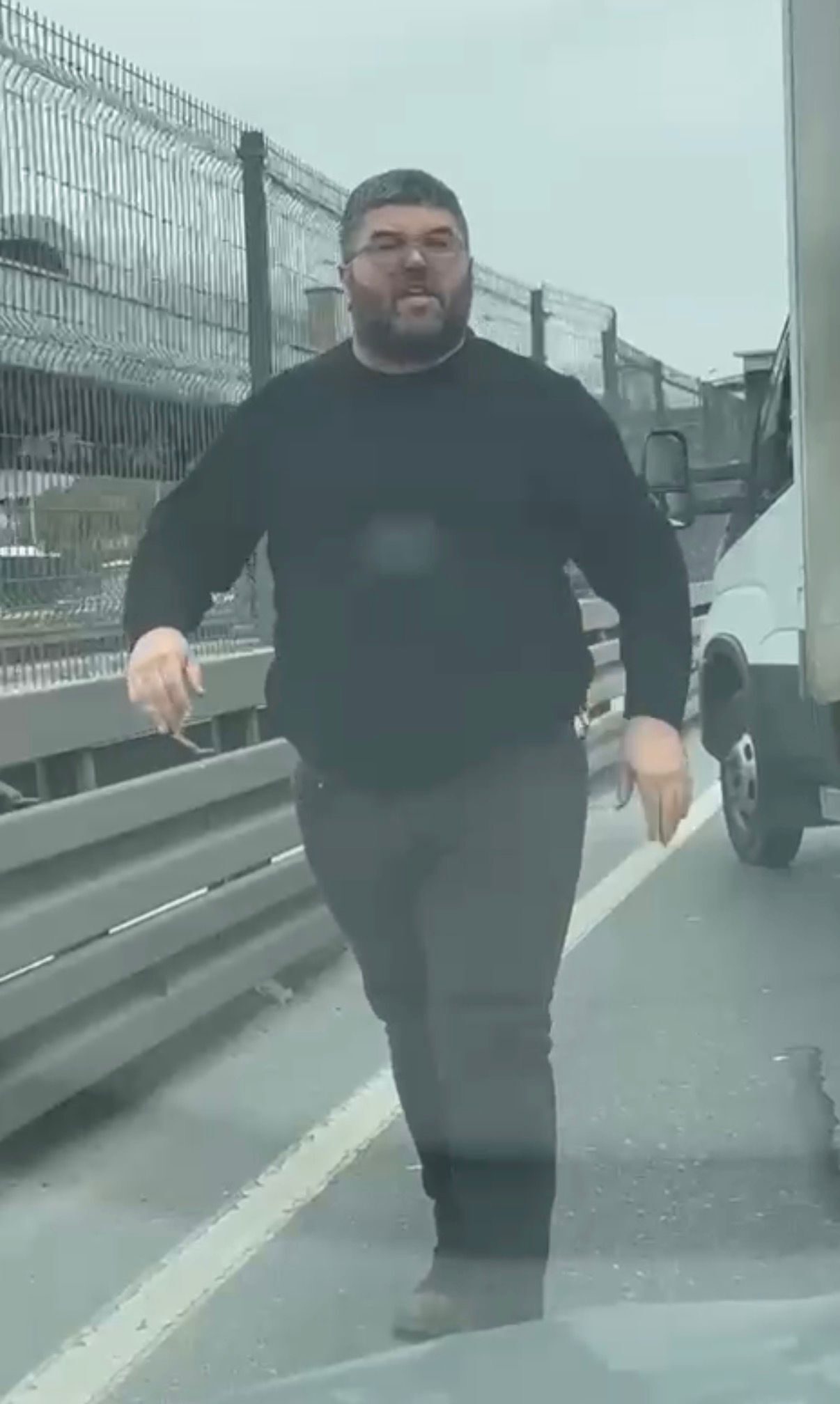 I S T A N B U L B E Y L I K D U Z U N D E A R A C I N O N U N U K E 1200918 357152