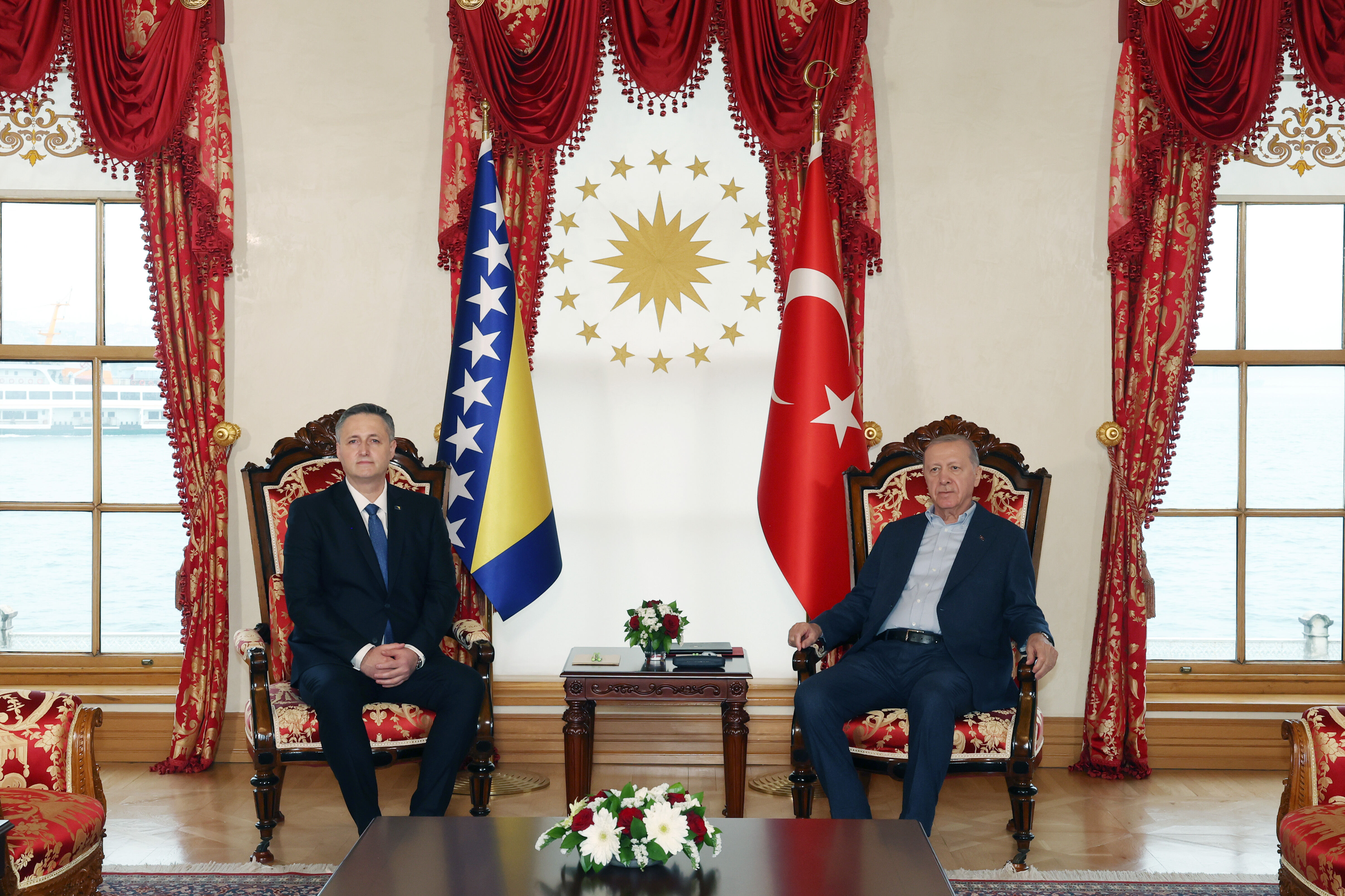 I S T A N B U L C U M H U R B A S K A N I E R D O G A N B O S N A H 1233684 366872