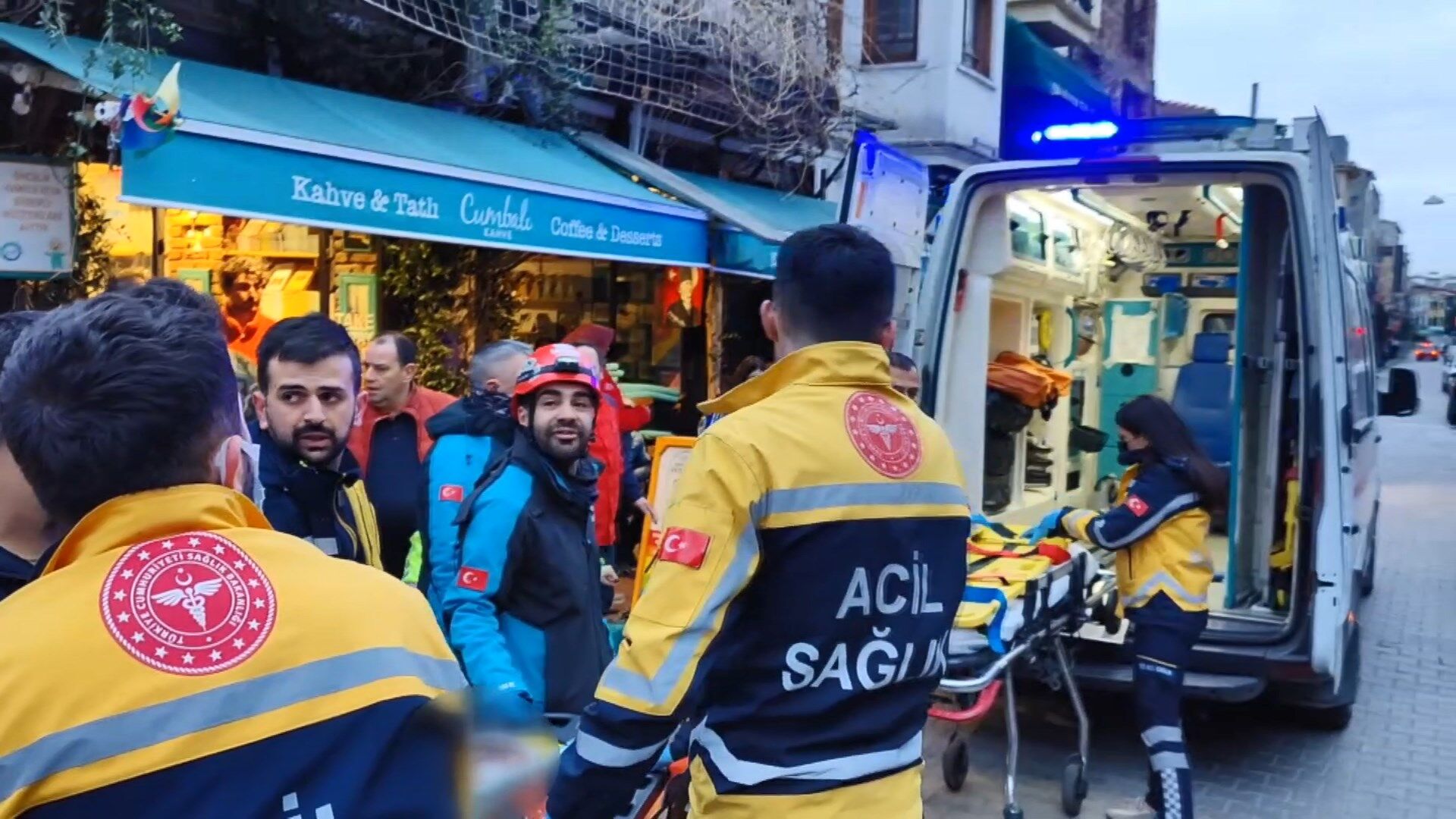 I S T A N B U L F A T I H T E 2 K A T L I B I N A D A Y A N G I 1211893 360388