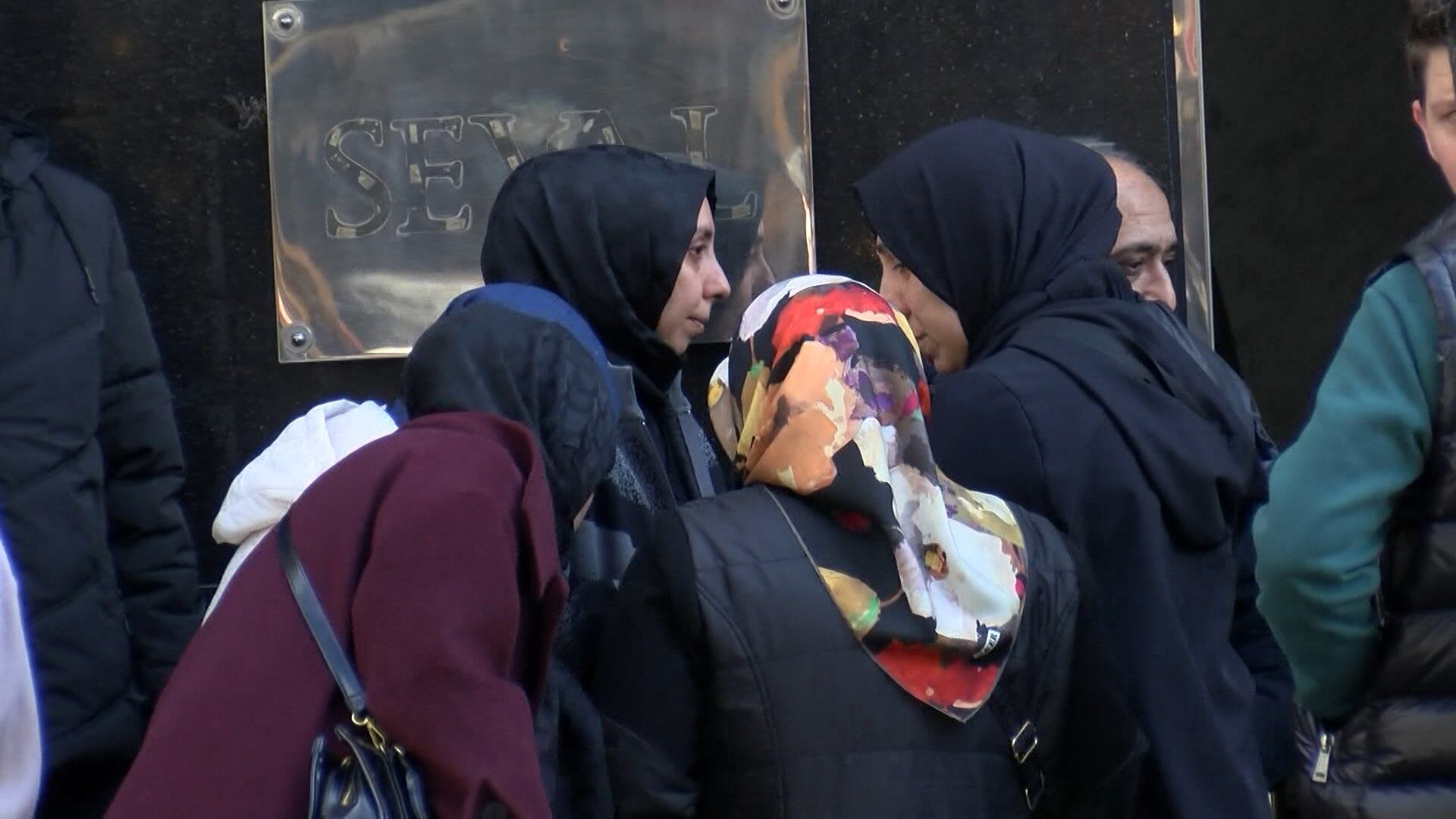 I S T A N B U L F A T I H T E G E L I N L I K M A G A Z A S I N D A 1215563 361447