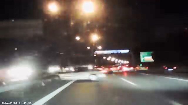 I S T A N B U L G A Z I O S M A N P A S A T E M O T O Y O L U N D A 1204876 358264