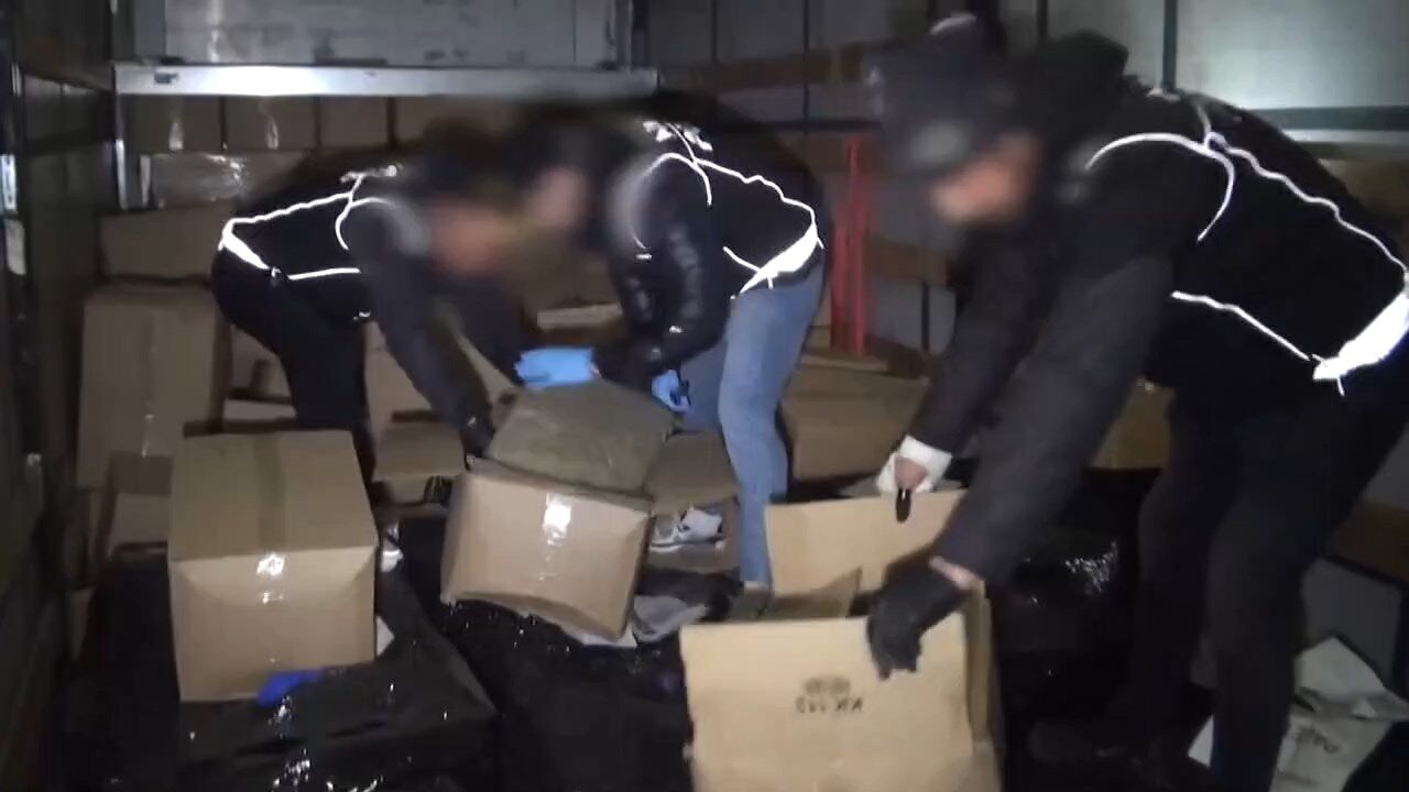 I S T A N B U L K U C U K C E K M E C E D E O P E R A S Y O N D A 52 1217386 362014