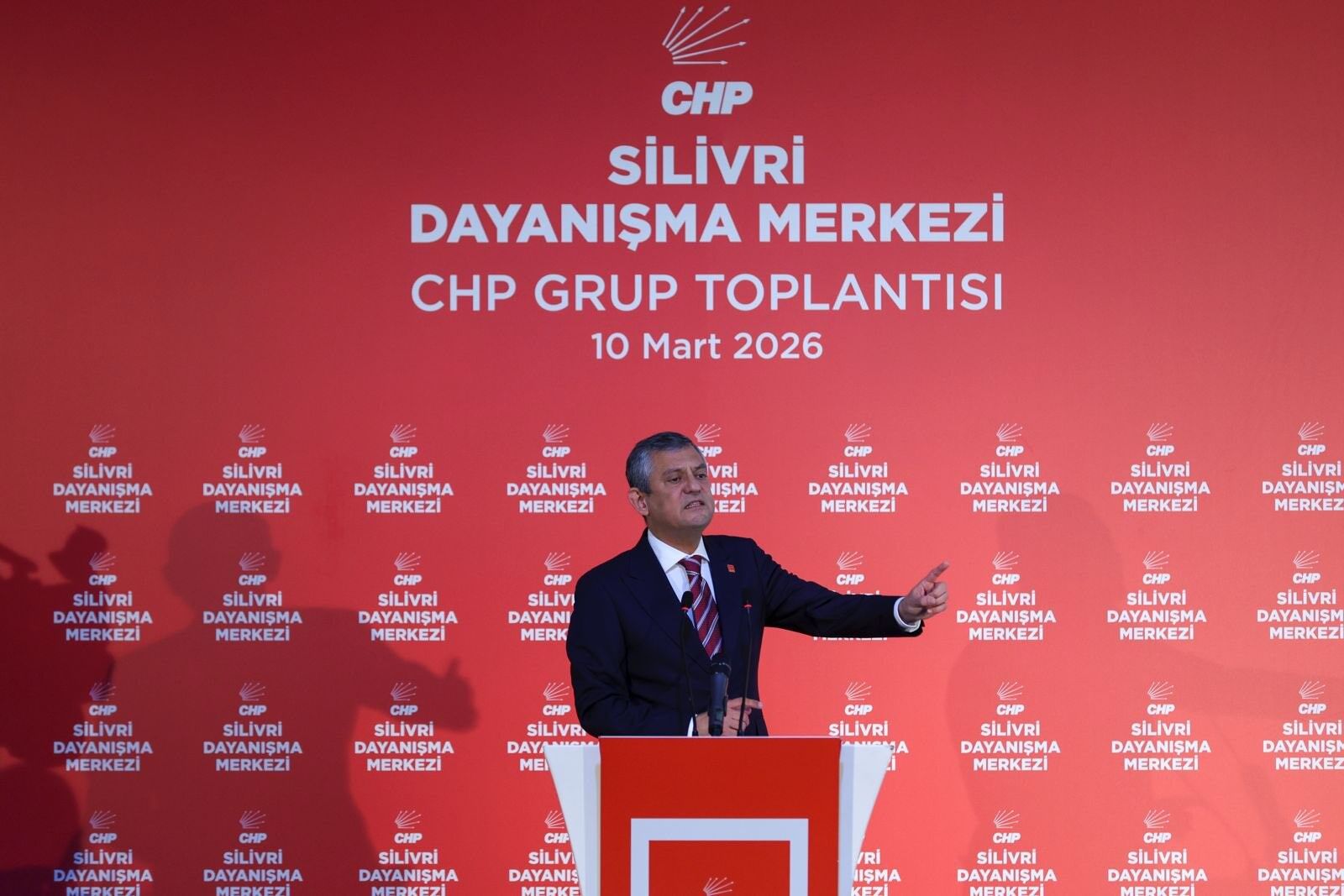 Özgür Özel: İlk Kez Cezaevi Yanında Grup Toplantısı Yapıyoruz