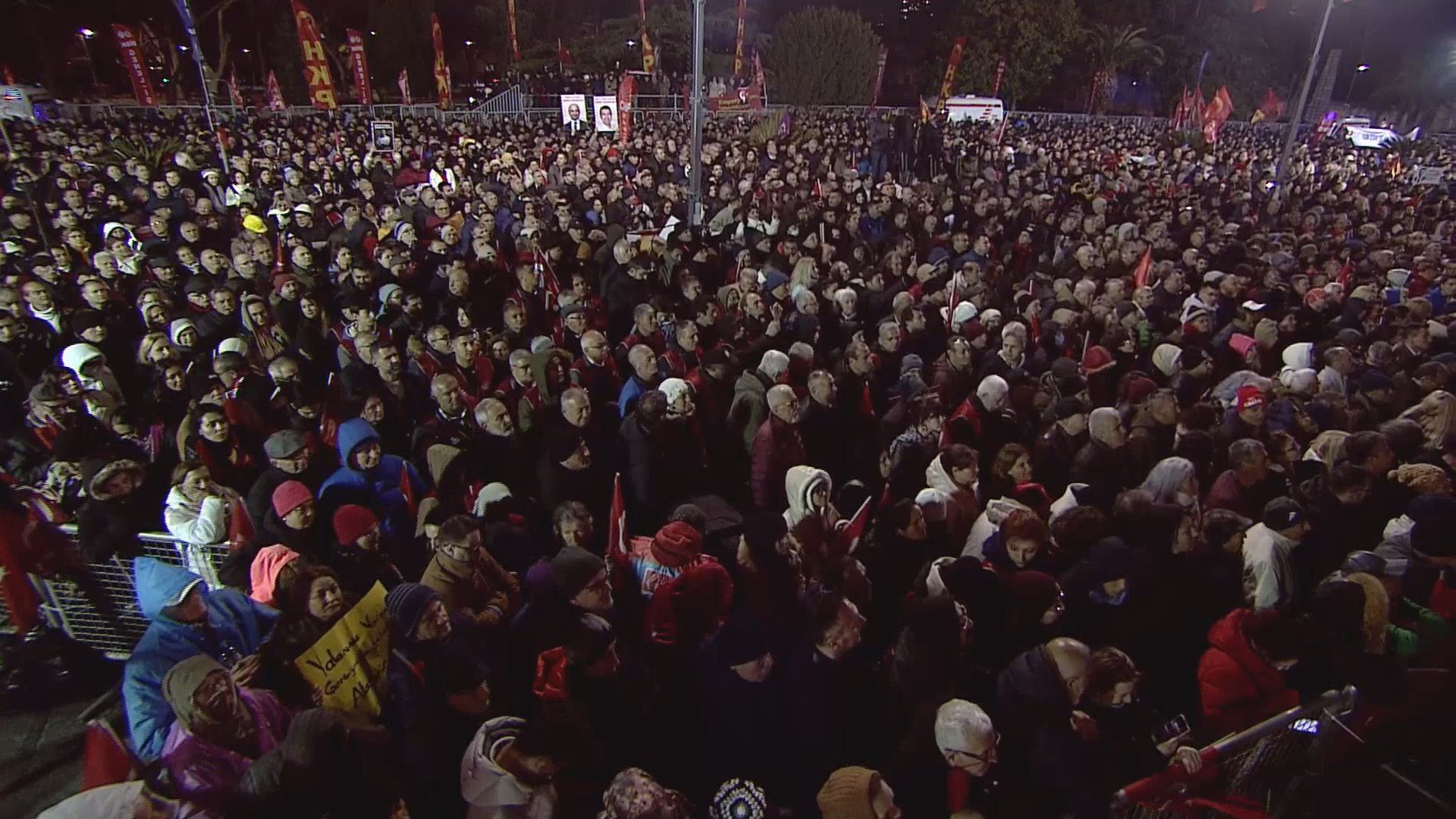 I S T A N B U L O Z G U R O Z E L S A R A C H A N E D E K O N U 1219666 362694