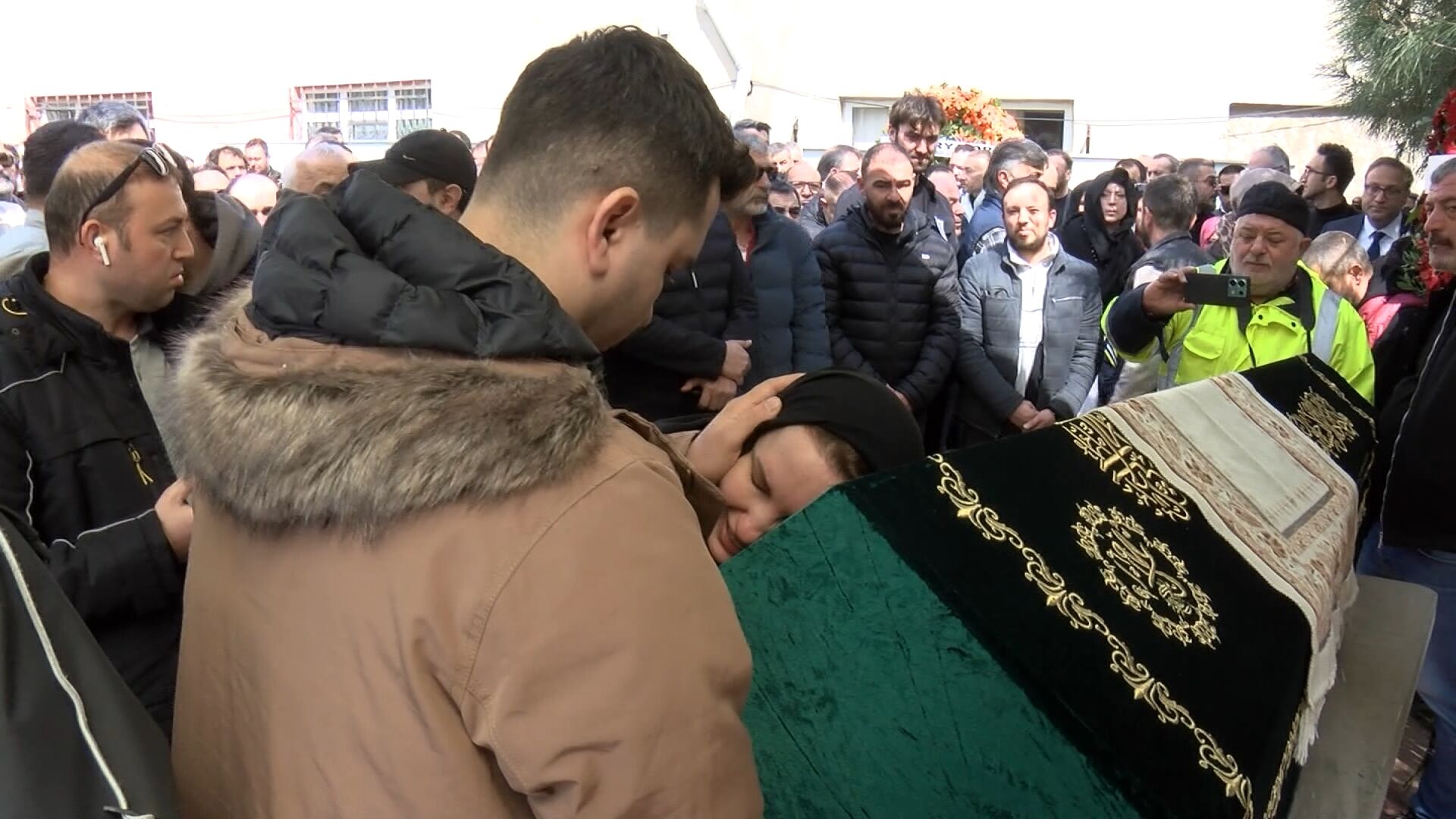 I S T A N B U L P E N D I K T E O T O P A R K T A R T I S M A S I N 1228517 365416