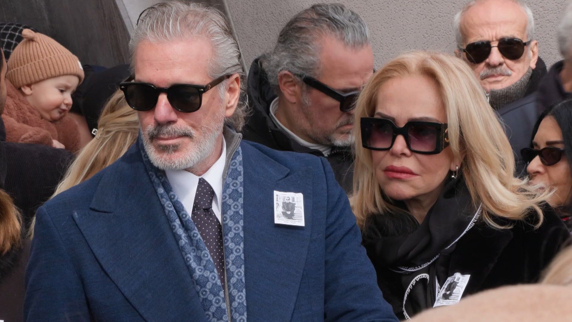 I S T A N B U L R E K L A M C I A L I N U R V E L I D E D E O G L U S 1212490 360539