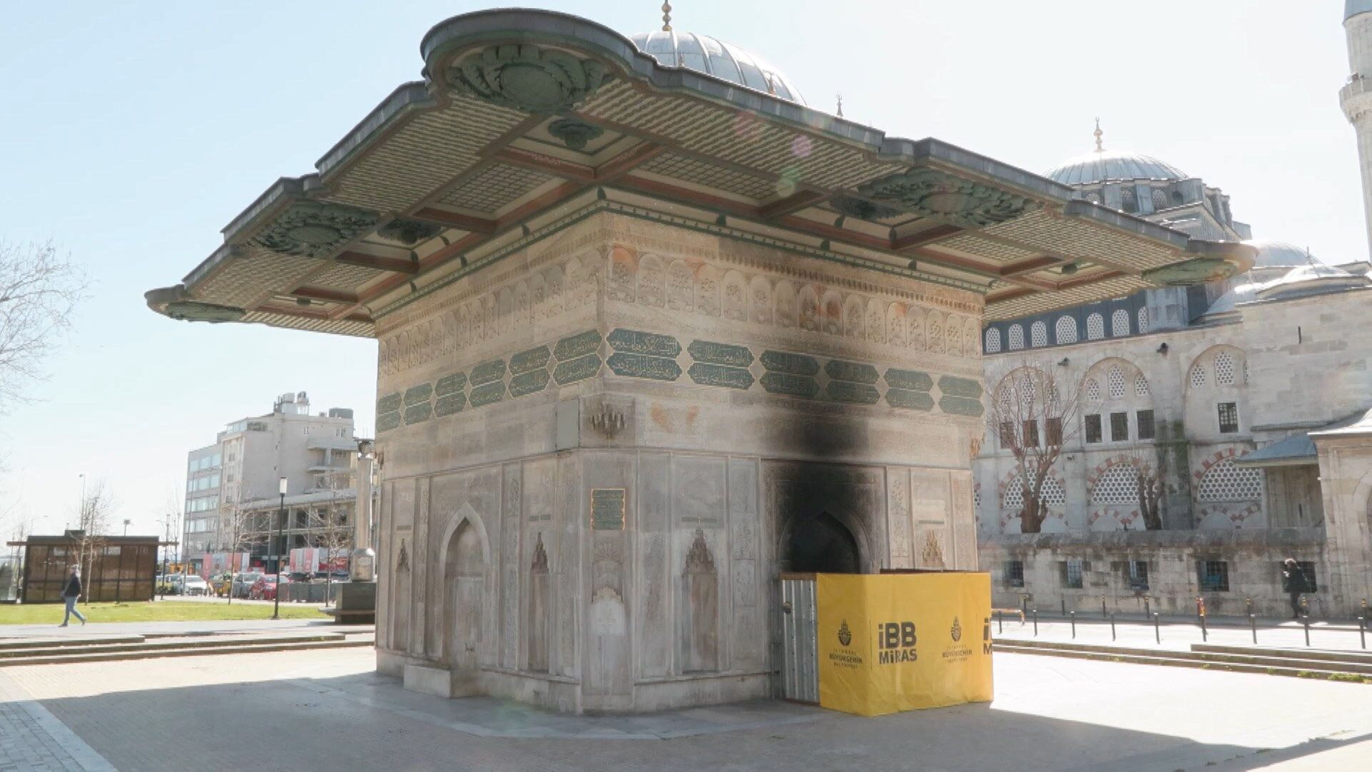 İstanbul’da Tarihe İhanet: Tophane Çeşmesi’ni Yaktı