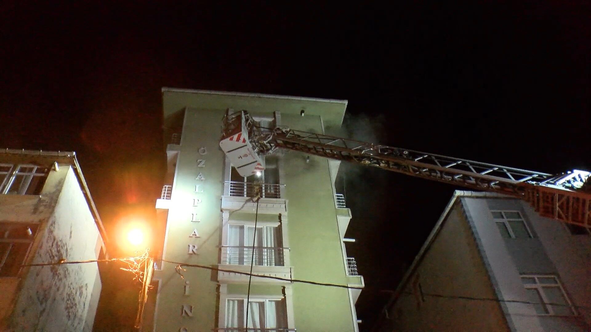 I S T A N B U L U M R A N I Y E D E 5 K A T L I B I N A D A C I 1204645 358204