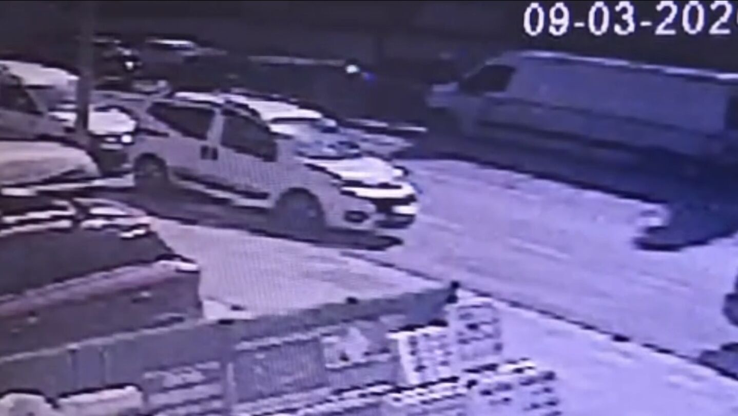 I S T A N B U L U S K U D A R’ D A O T O M O B I L B A R I Y E R L E 1203757 357921