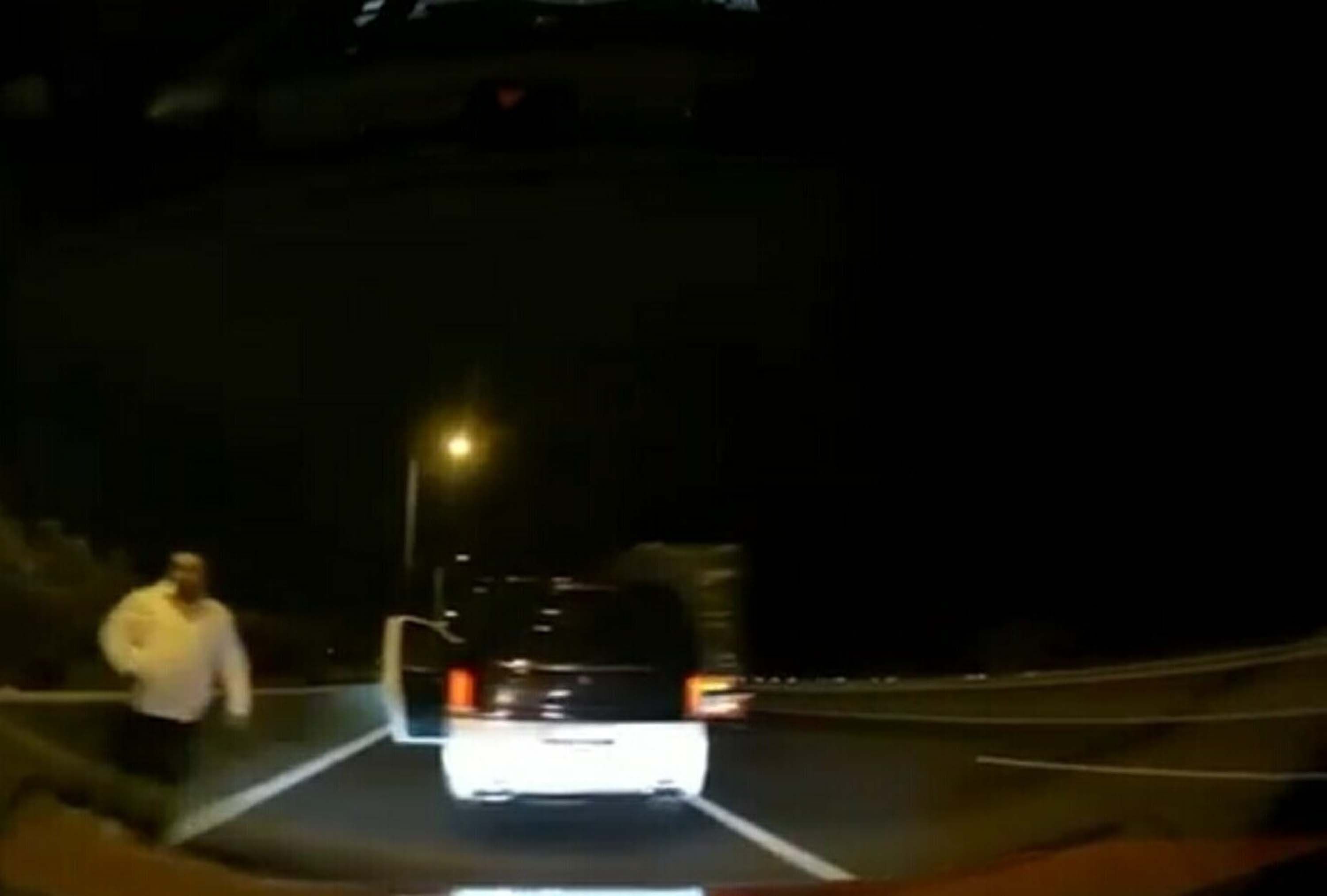 I Z M I R’ D E A R A C I N I N O N U N U K E S I P S A L D I R I A 1207827 359175