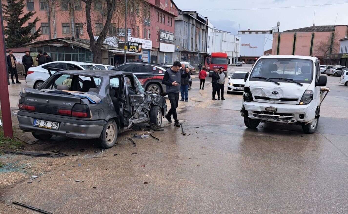 K A M Y O N E T I L E O T O M O B I L C A R P I S T I 2 S I B E B 1233633 366892