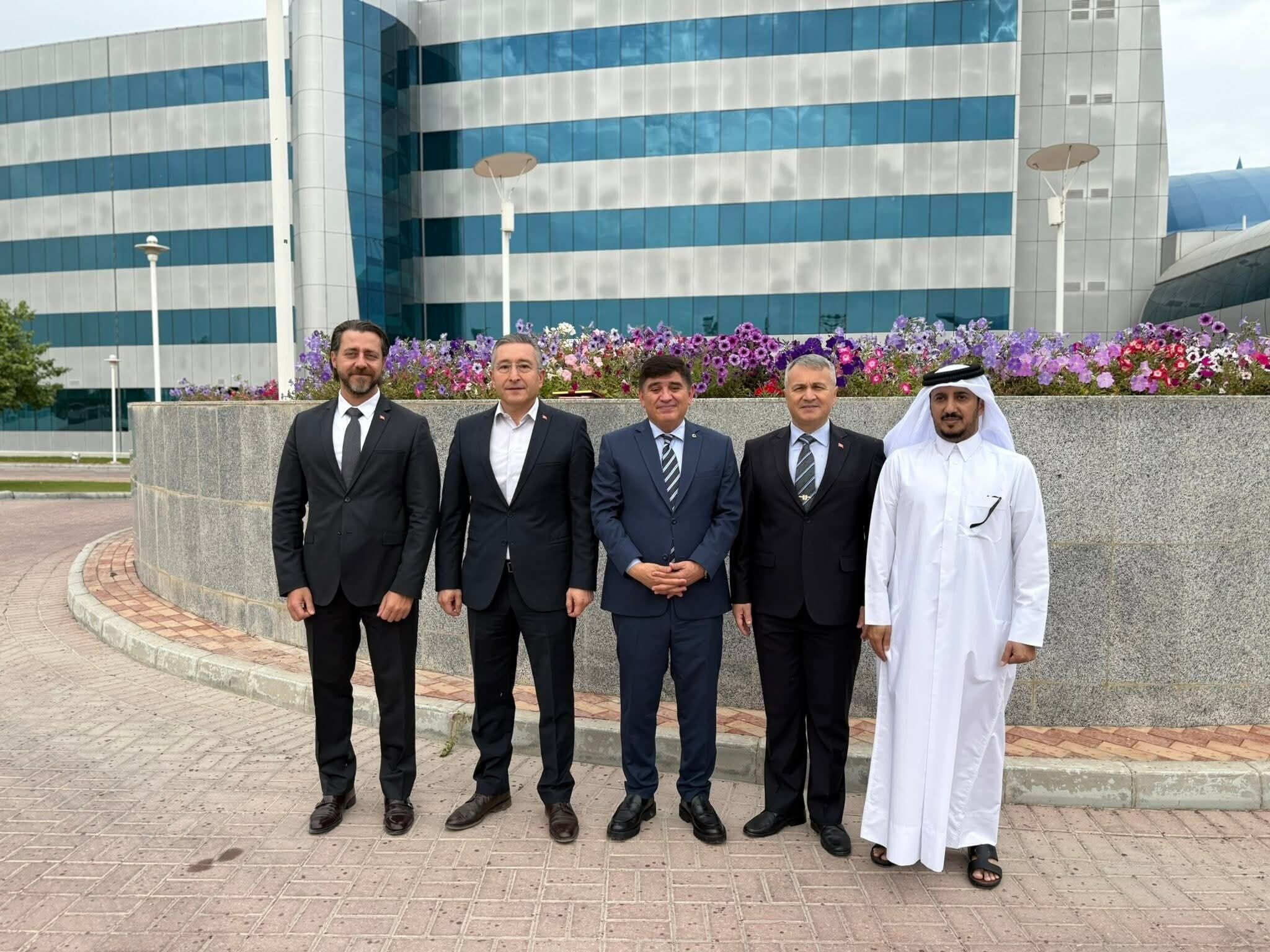 K A T A R’ D A M A H S U R K A L A N S P O R C U L A R T U R K I Y E’ 1202722 357599