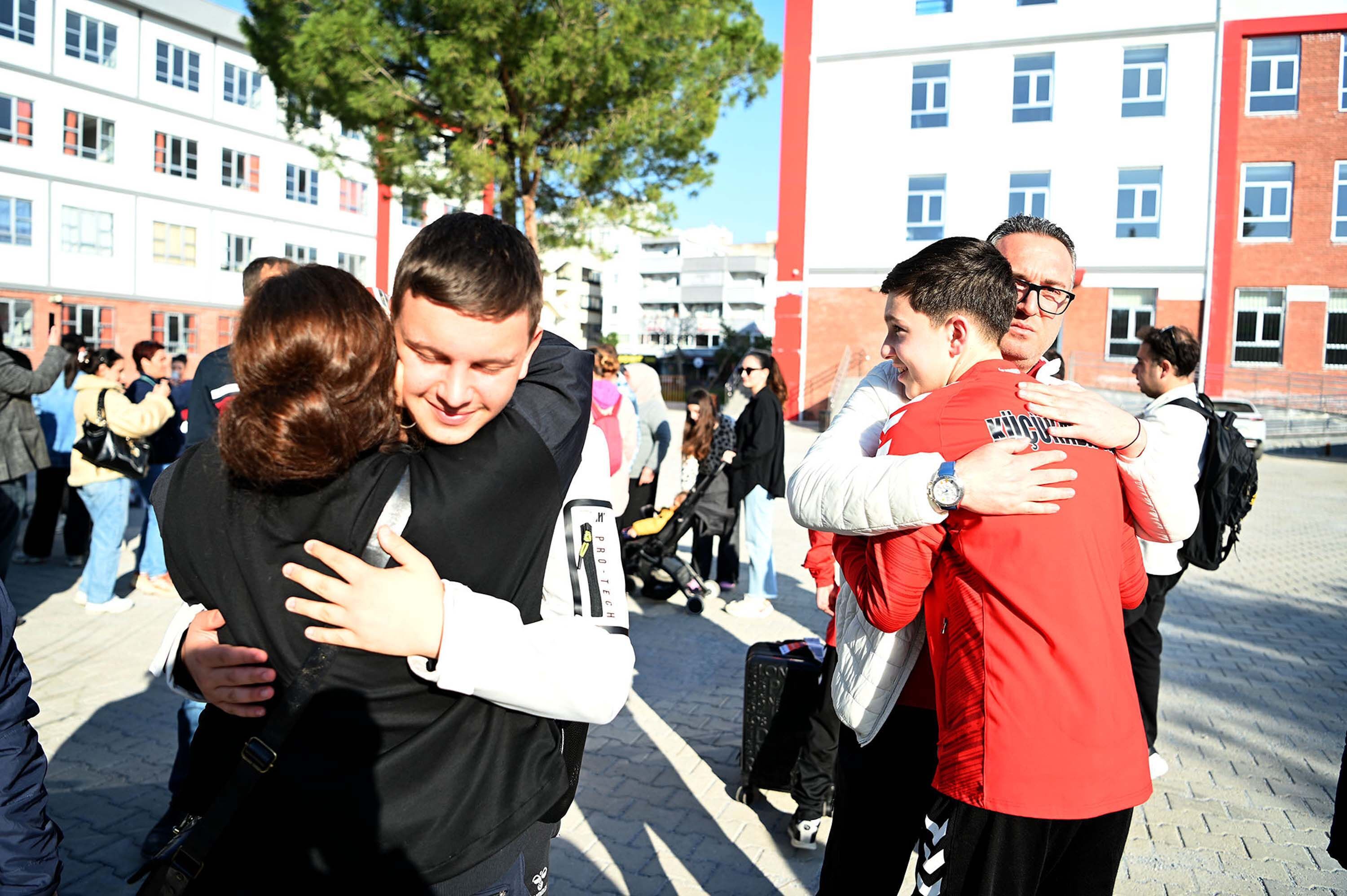 K A T A R’ D A M A H S U R K A L A N T U R K S P O R C U L A R 26 1204358 358101