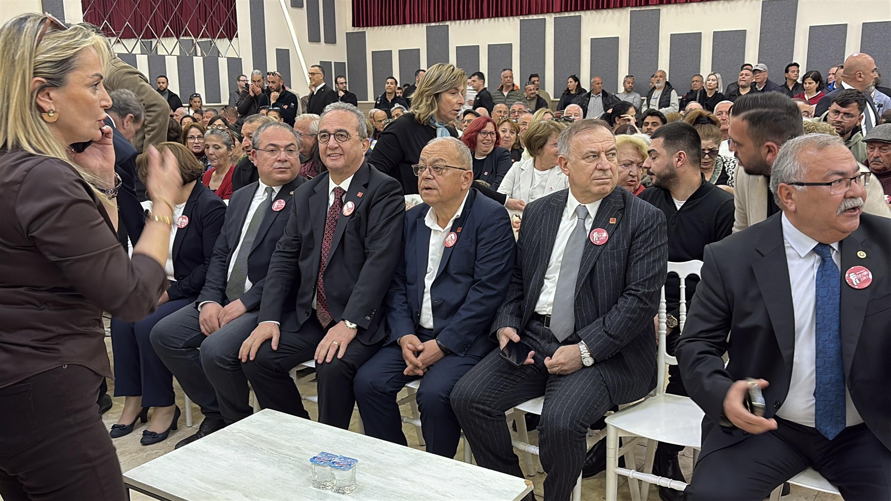 K U S A D A S I B E L E D I Y E S I B A S K A N V E K I L I T A H S I N 1225754 364483