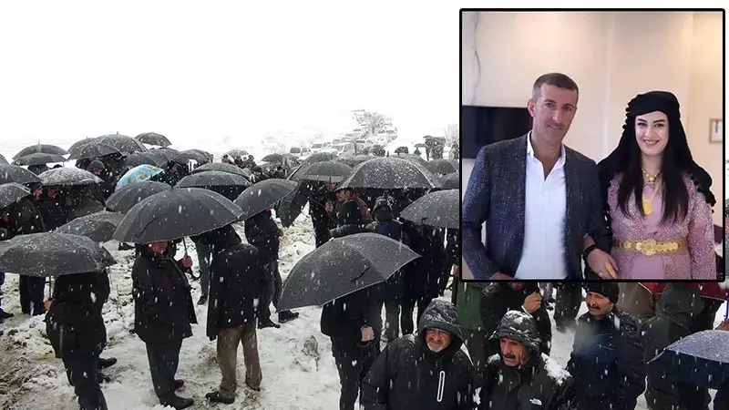 Kazada Ölen Anne, Baba Ve 6 Aylık Bebekleri Toprağa Verildi