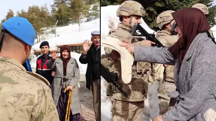 2 Yıldır Mehmetçik İçin Elleriyle Çorap Örüyor