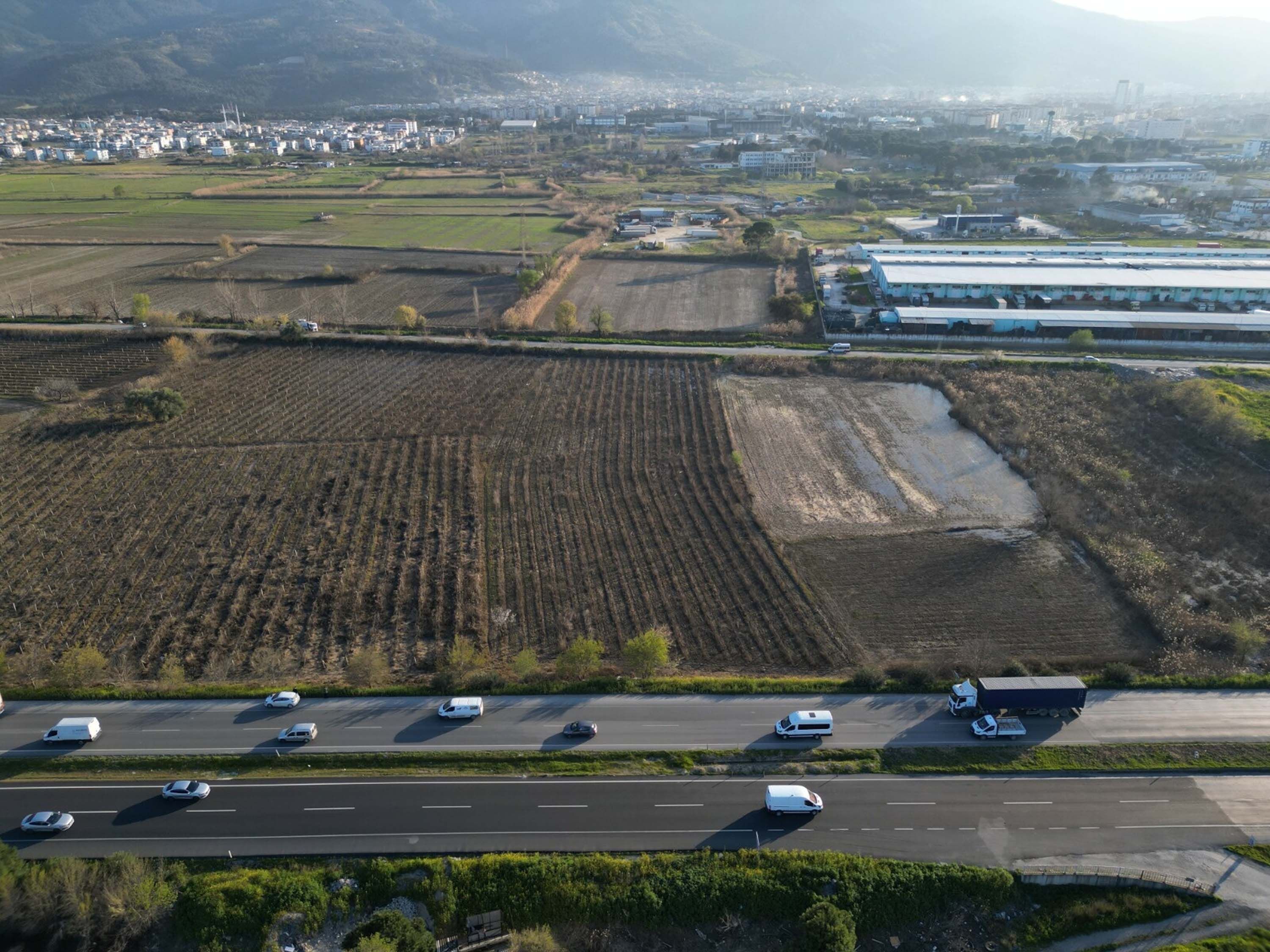 M A N I S A D A T A S K I N S O N R A S I S U I C I N D E K A L A N 1207227 359002