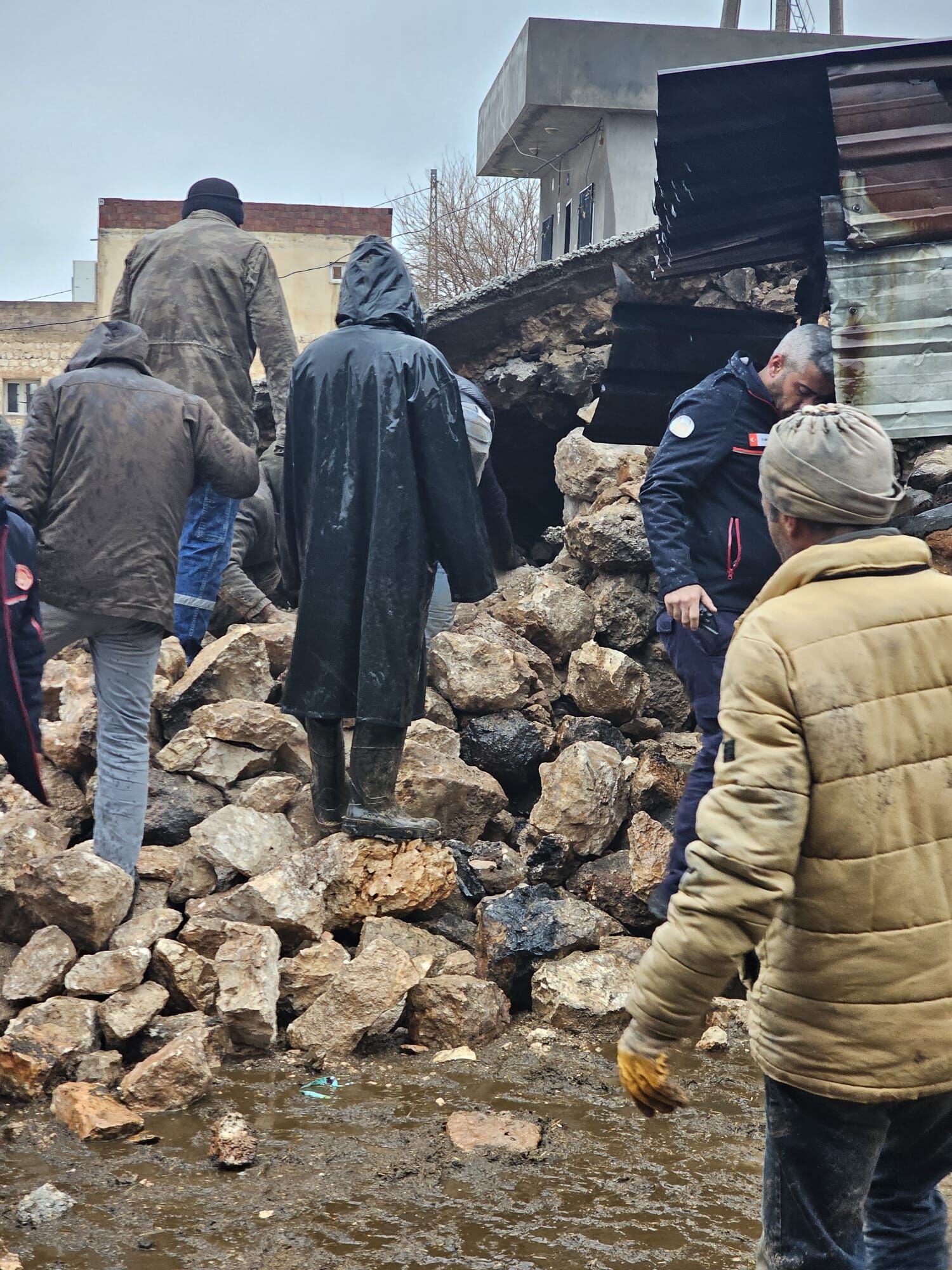 M A R D I N D E S A G A N A K D E R E L E R T A S T I E V L E R 1213566 360846