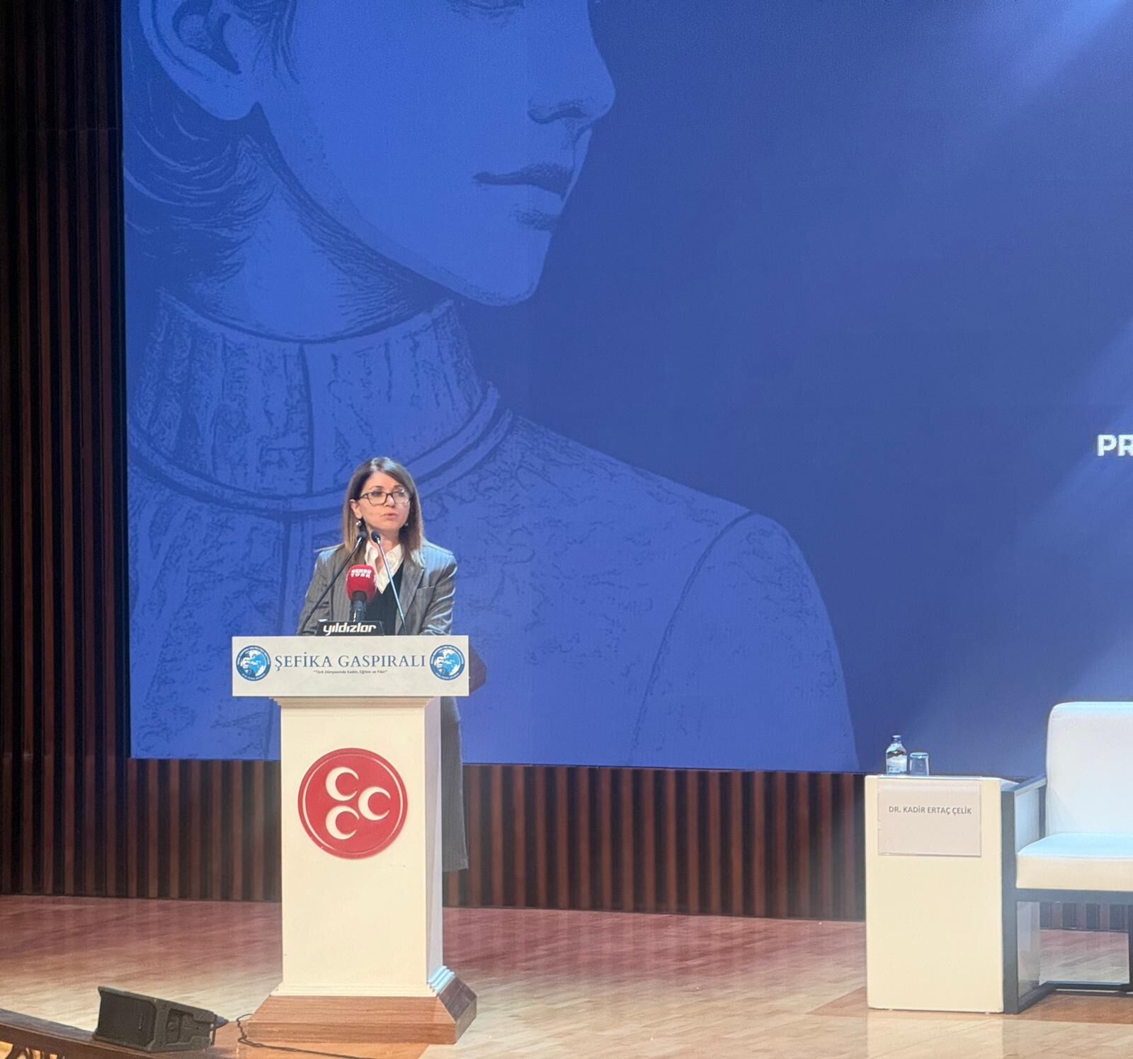 MHP'li Topcu: Türk Kadını Daima Devlet Aklının Sembolü Olmuştur