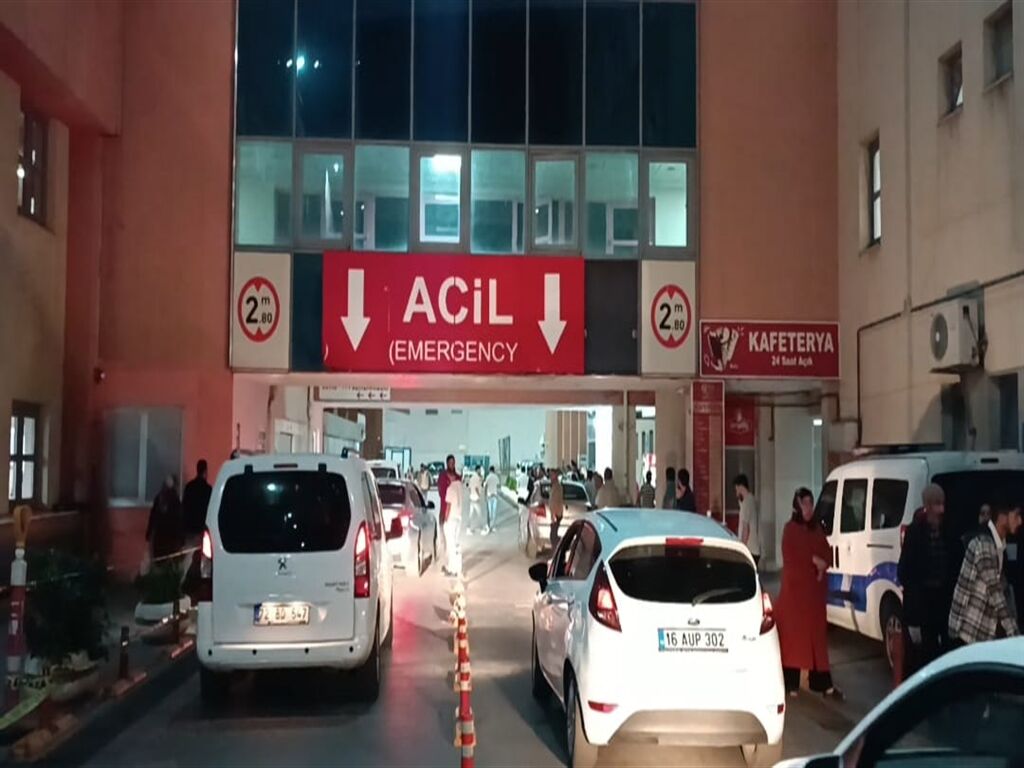 M O T O S I K L E T I N C A R P T I G I 7 Y A S I N D A K I E C R I N 1200486 357016