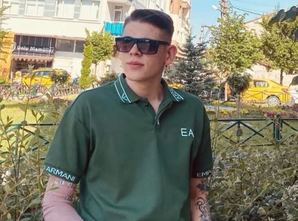 M O T O S I K L E T K A Z A S I N D A H A Y A T I N I K A Y B E D E N 1 1218995 362480