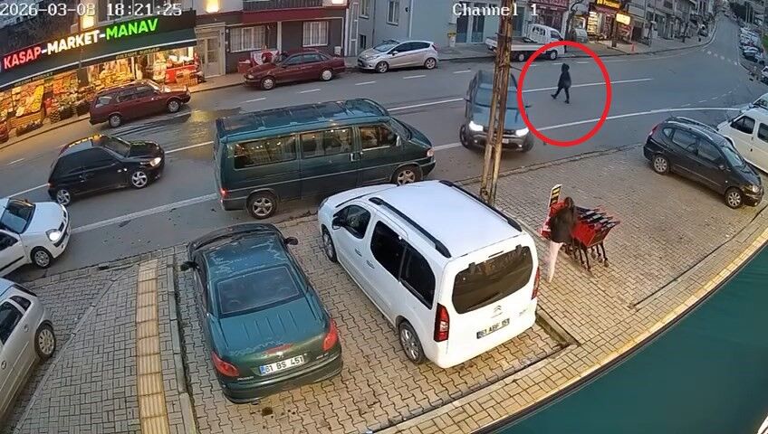 O T O M O B I L I N C A R P T I G I Y A Y A A G I R Y A R A L A N D I 1204341 358090