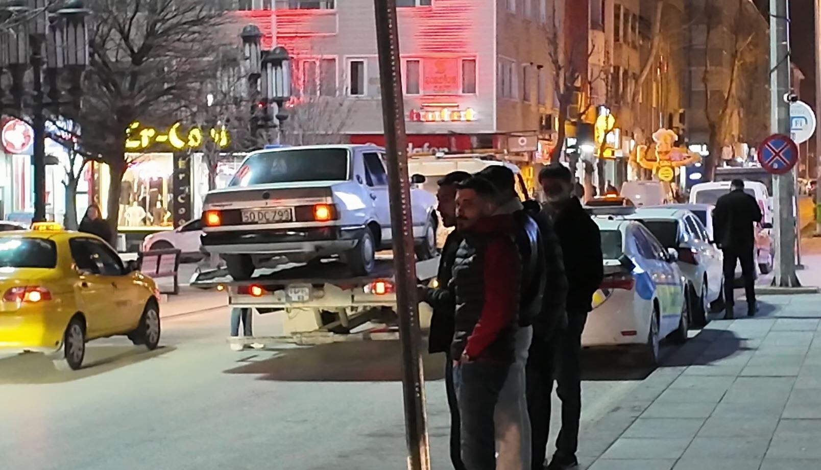 P O L A T L I D A T R A F I K D E N E T I M I 1209384 359650