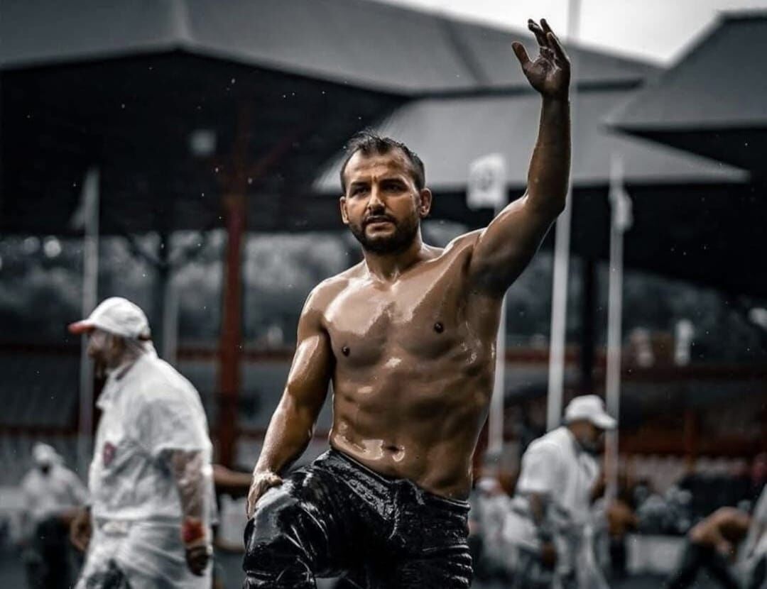 P O L I S M E M U R U Y A T A G I N D A O L U B U L U N D U 1204079 358006