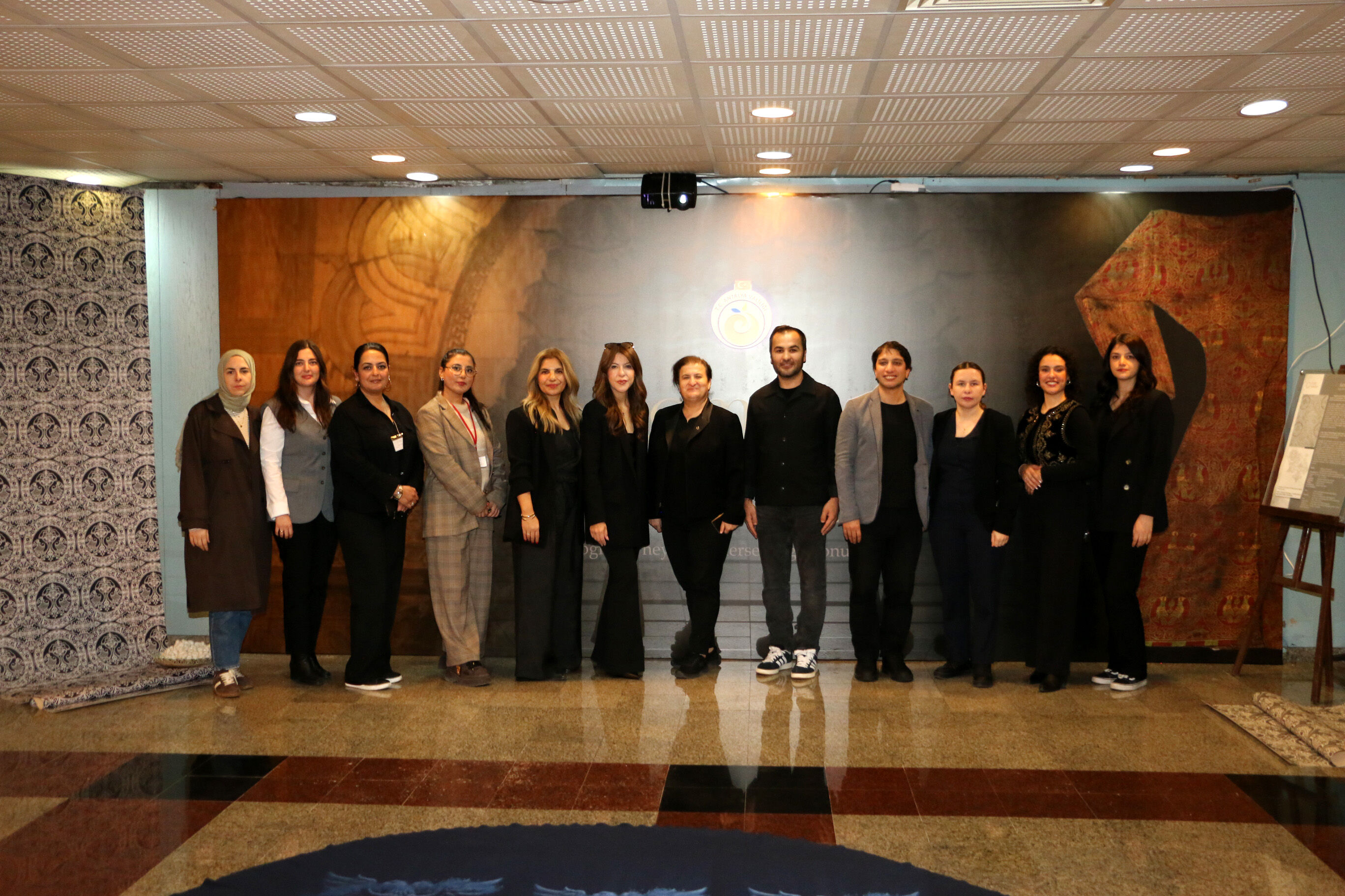 S E L C U K L U N U N 800 Y I L L I K U N U T U L A N K U M A S L A 1204671 358212