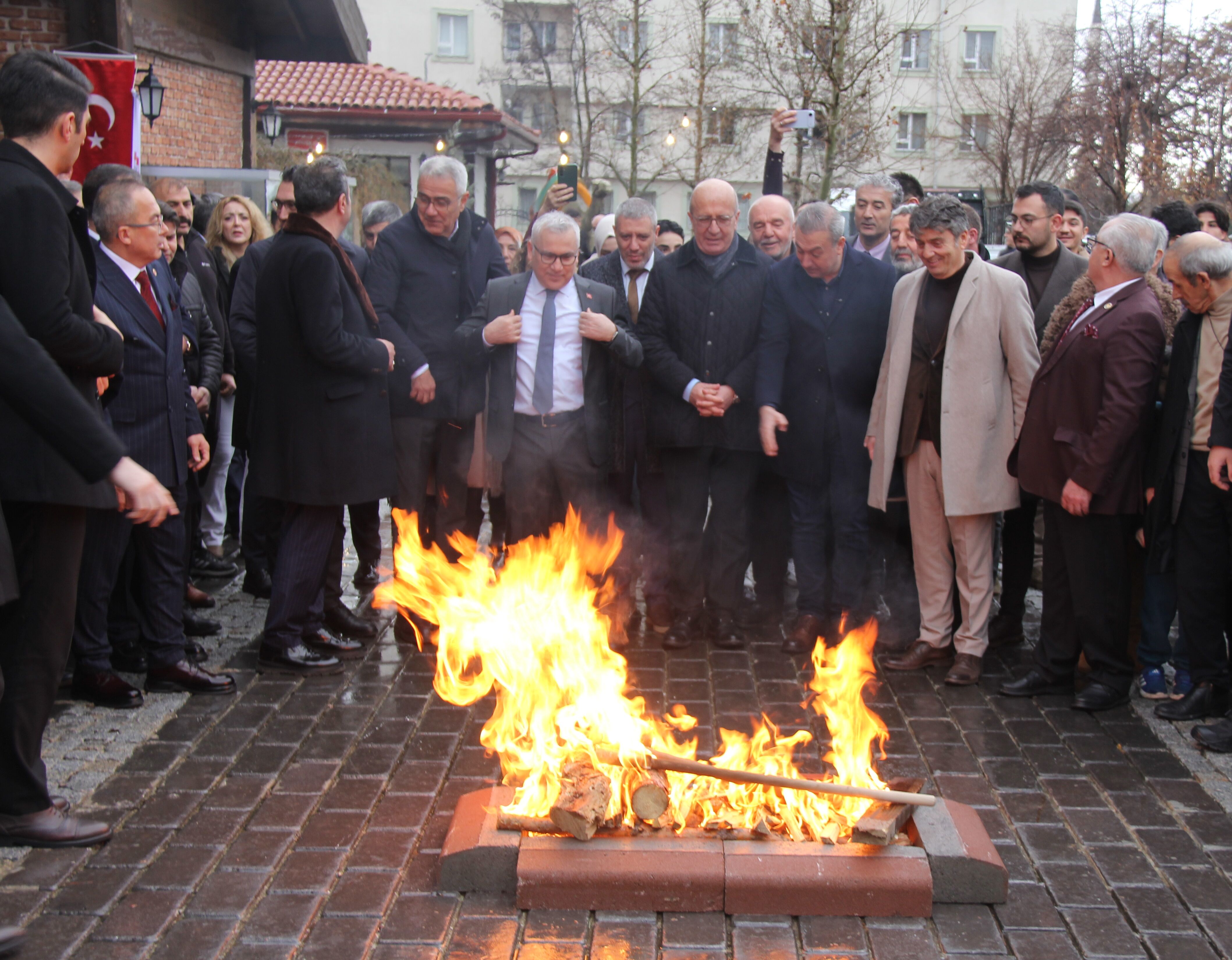 S I V A S T A Y A G M U R A L T I N D A N E V R U Z K U T L A M A 1225763 364481