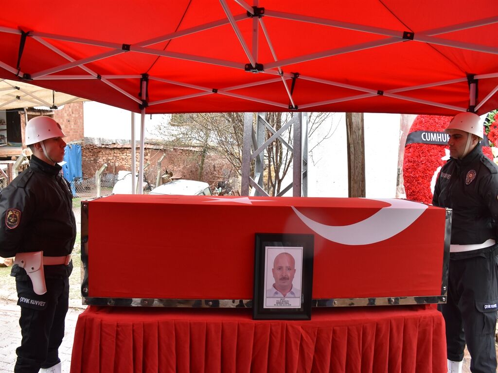 Kaza Sonucu Şehit Olan Polisimiz Kırıkkale’de Son Yolculuğuna Uğurlandı