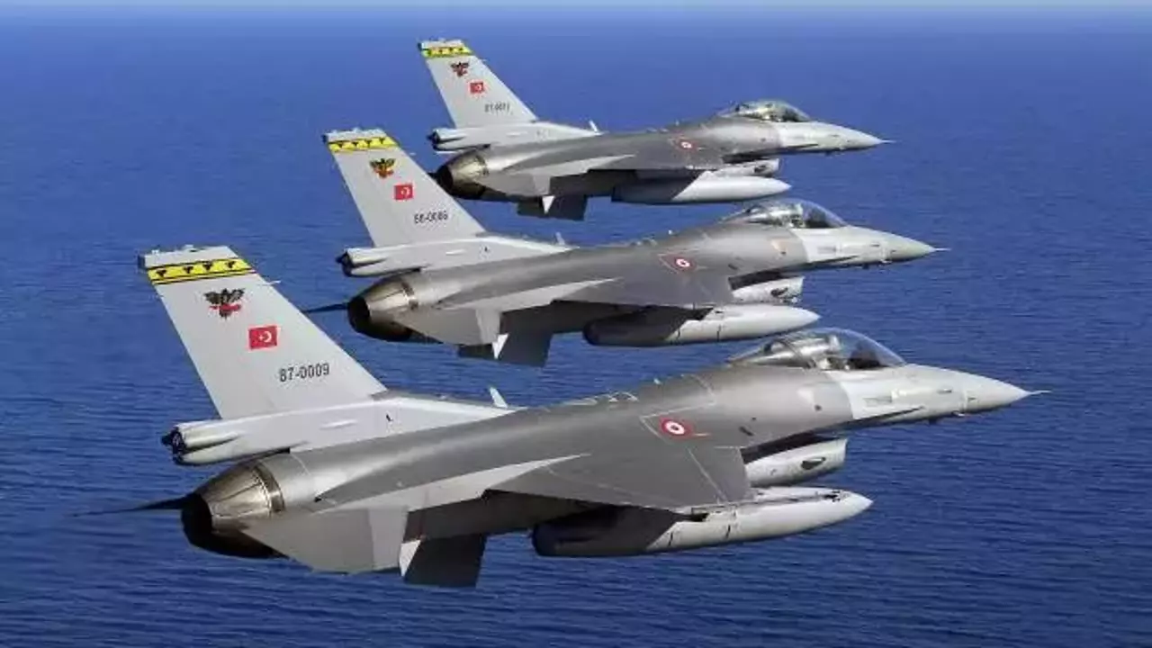 Türkiye, KKTC'ye 6  Adet F-16 Konuşlandırdı