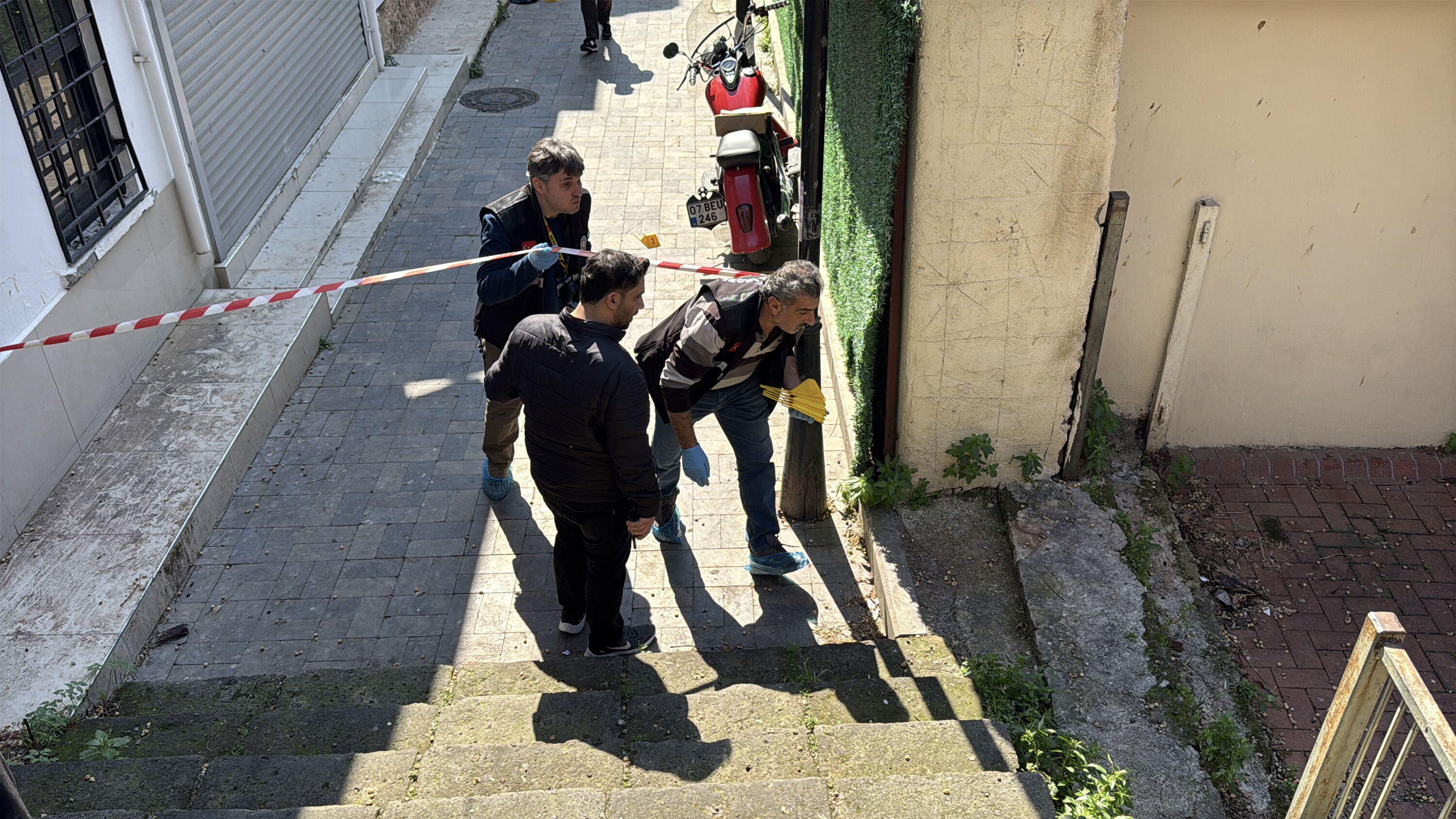 T A R T I S T I G I B U T I K S A H I B I N E P O M P A L I T U F E K L 1191750 354176