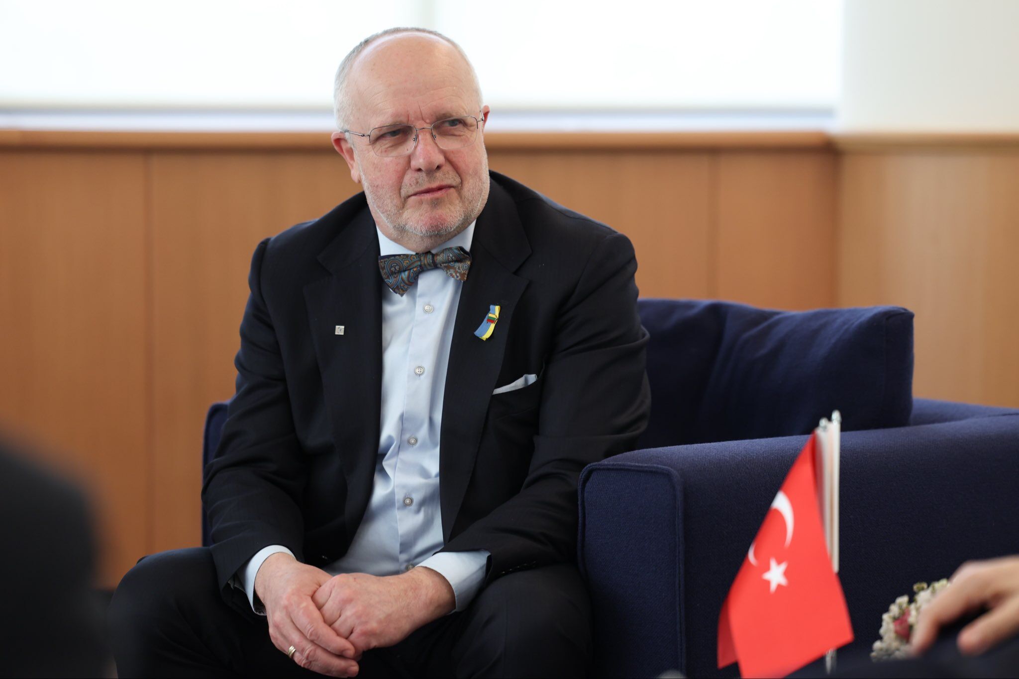 T B M M B A S K A N I K U R T U L M U S L I T V A N Y A M E C L I S 1228822 365495