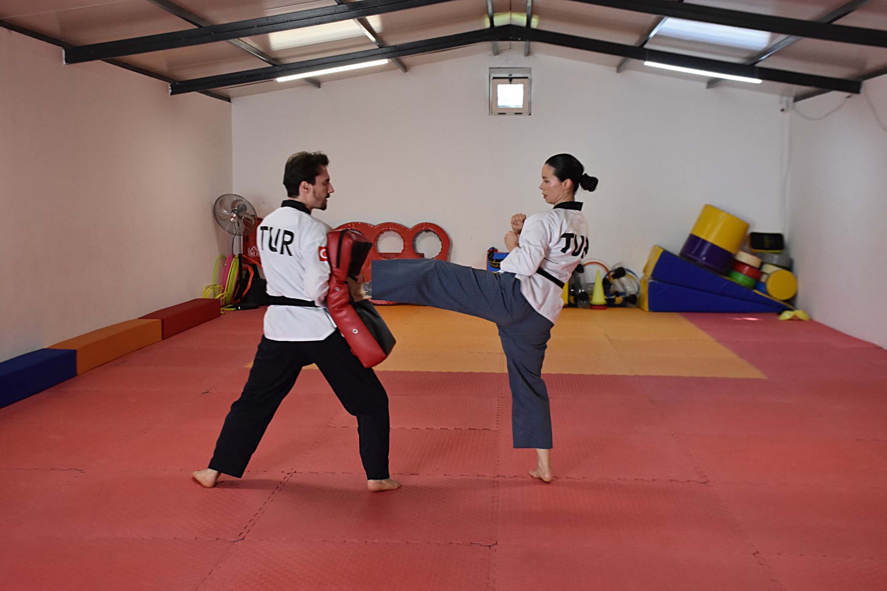 T E K V A N D O C U C I F T T E N 2 A L T I N M A D A L Y A 1213322 360792