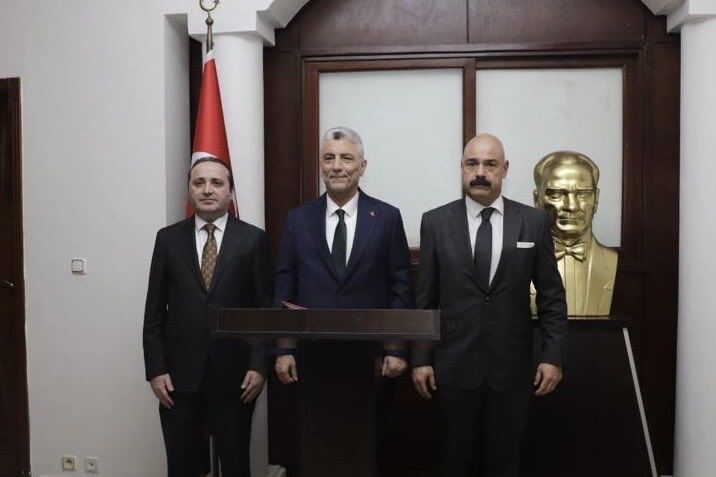 T I C A R E T B A K A N I O M E R B O L A T K A M E R U N D A 1228872 365508