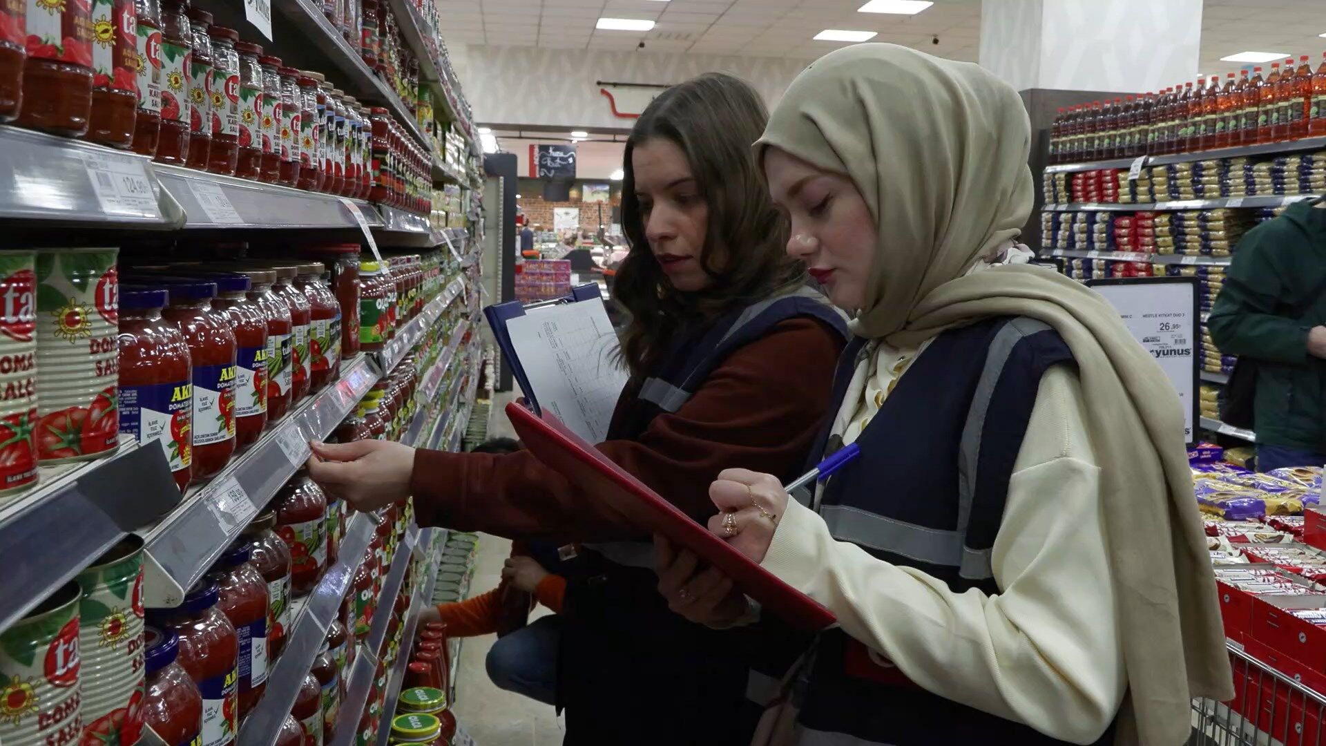 T I C A R E T B A K A N L I G I N D A N R A M A Z A N B A Y R A M I O 1205361 358426