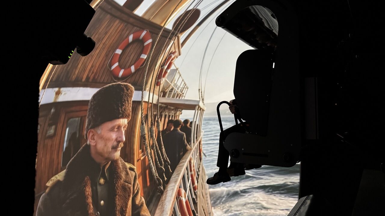 T U R K I Y E’ N I N I L K U C A N S I N E M A S I ‘ A S T O R Y A’ 1232580 366572