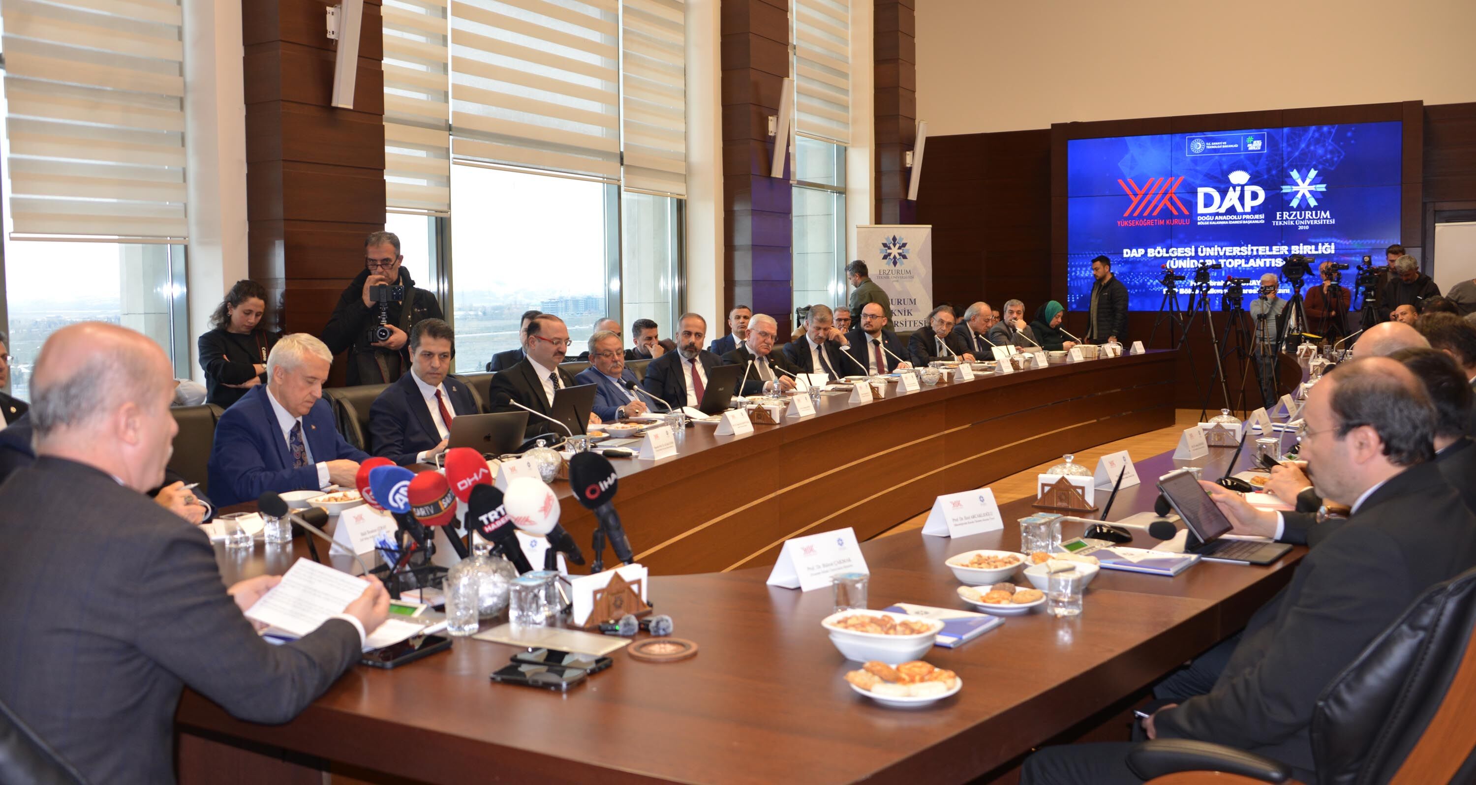 Y O K B A S K A N I O Z V A R O G R E N C I L E R I M I Z I G E R C E 1232126 366463