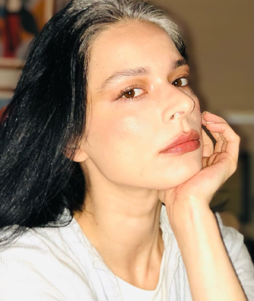 Yasak Elma Nin Zehra Argun U S Afak Pekdemir In Inanilmaz Degisimi Son Hali Sok Etti U V Qn E