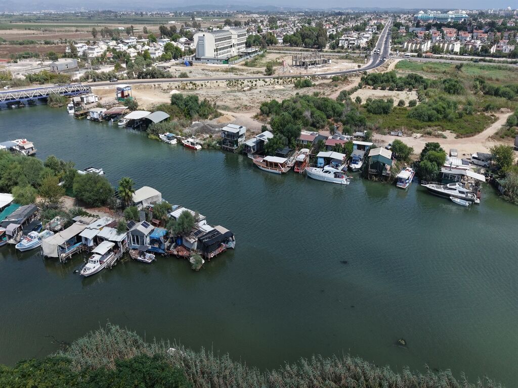Acısu'daki 300 Kaçak Konteynere Yıkım Kararı3