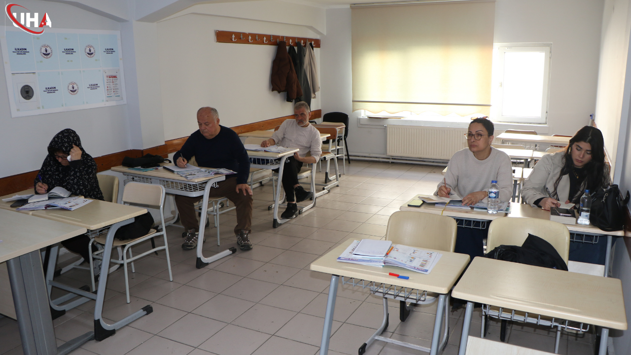 torunu-icin-inglizce-ogreniyor