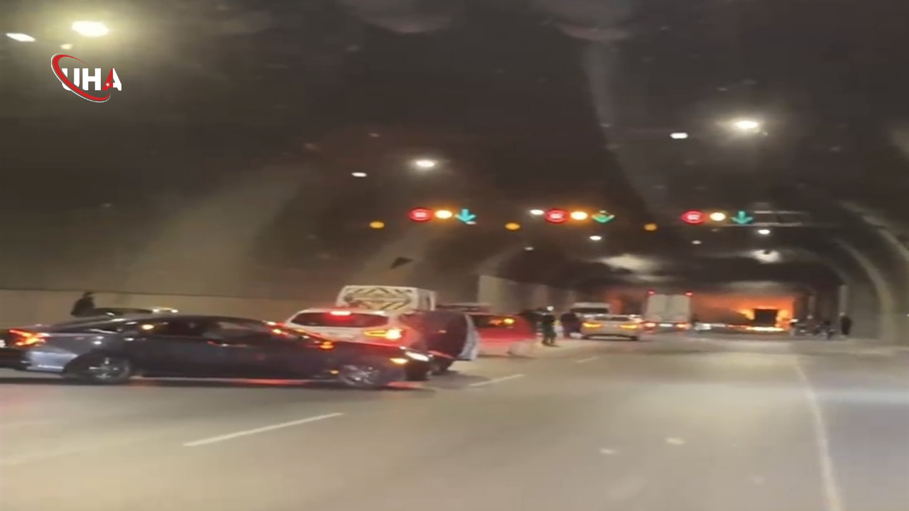 tunelde-kamyon-yangini-cikti