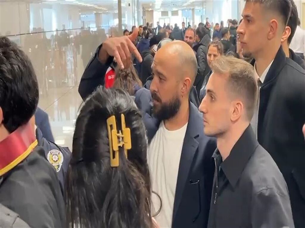 Futbolcu Mert Hakan Yandaş 2