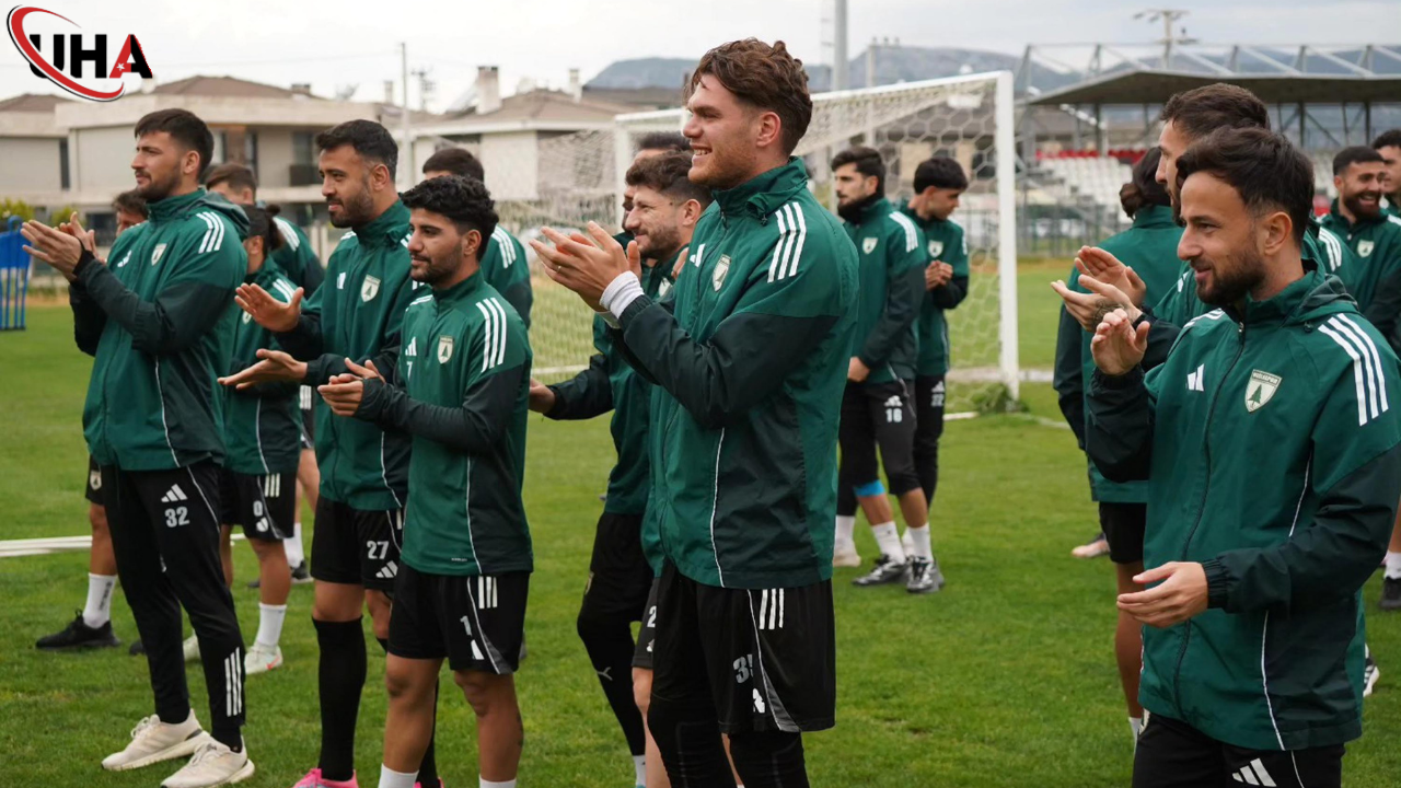 antremanda-meşale-şov-