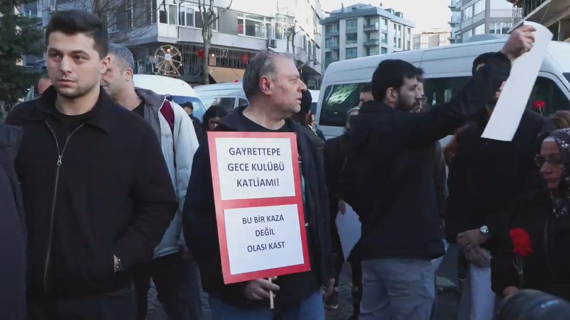 Gece Kulübü Yangını (2)