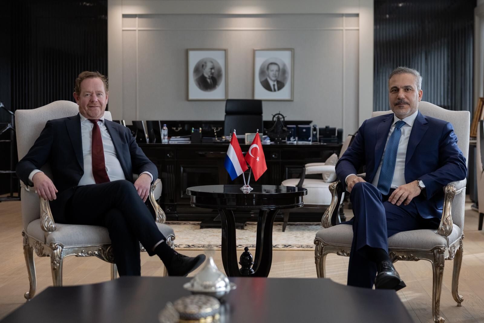 Bakan Fidan, Hollandalı Mevkidaşı Van Weel İle Bir Araya Geldi